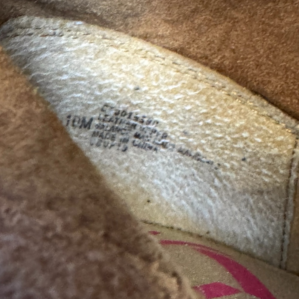 Comfortiva Brown Leather Pillowtop Memory Foam Floral Detail Size 10 - Picture 7 of 7